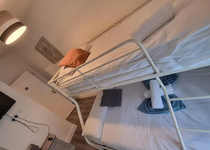 Eyre Square Lane Budget Rooms